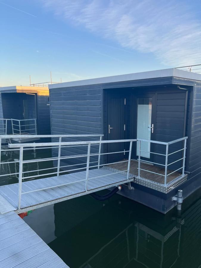 Hausboot Der Frieslaender Im Wangermeer Шилліг Екстер'єр фото
